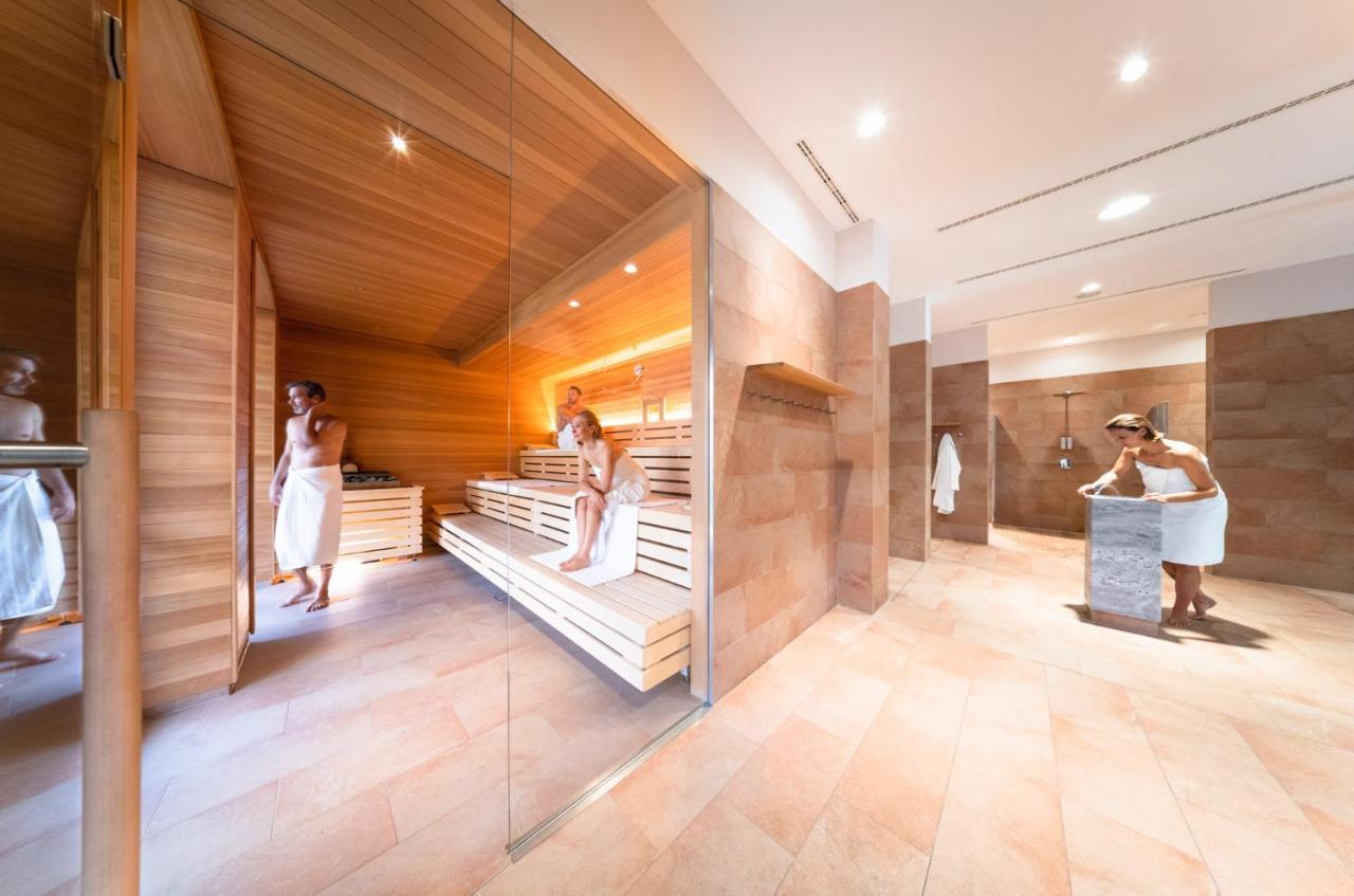 Graeflicher Park Health & Balance Resort 바트드리버그 외부 사진